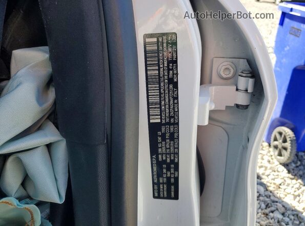 ZASPAKBN4P7D51390 2023 ALFA ROMEO STELVIO White Vista de la etiqueta del VIN