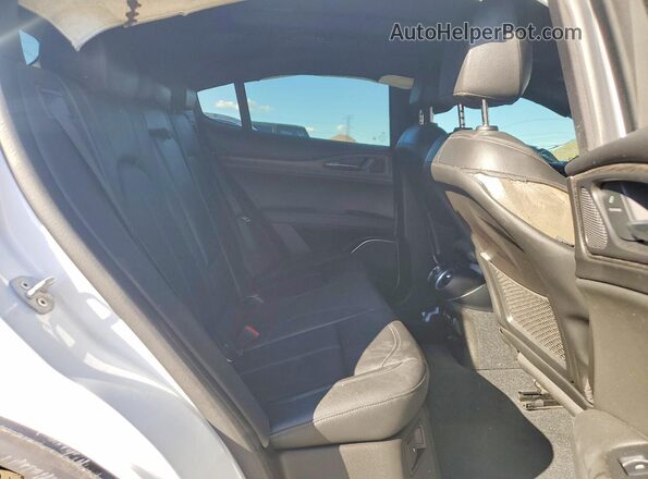 ZASPAKBN4P7D51390 2023 ALFA ROMEO STELVIO White Vista interior trasera