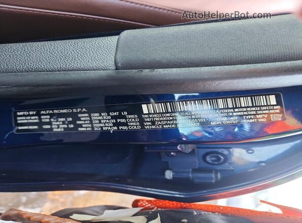 ZASPAKBN5K7C55101 2019 ALFA ROMEO STELVIO Blue Панорамний вид салону 360°