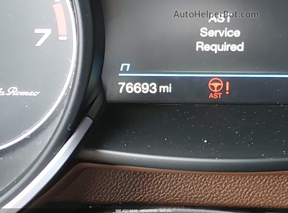 ZASPAKBN5M7C99036 2021 ALFA ROMEO STELVIO Red 