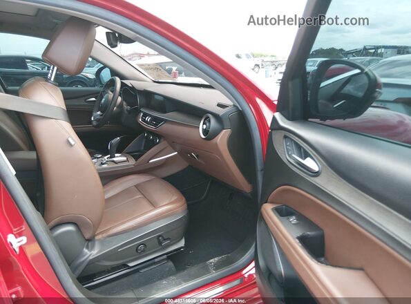 ZASPAKBN5M7C99036 2021 ALFA ROMEO STELVIO Red Front interior view