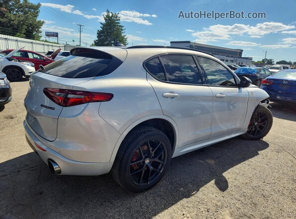 ZASPAKBN6M7D15373 2021 ALFA ROMEO STELVIO Silver Trasero derecho
