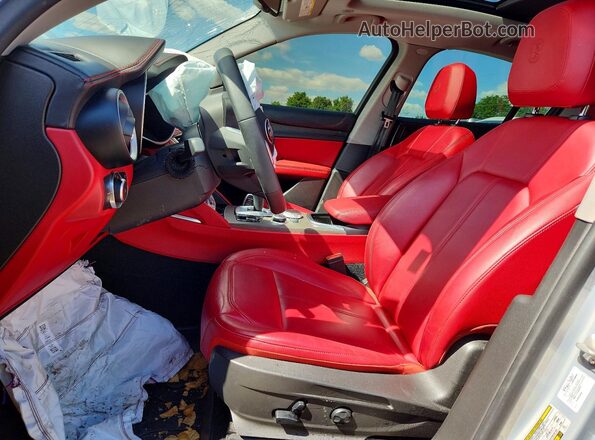 ZASPAKBN6M7D15373 2021 ALFA ROMEO STELVIO Silver Vista interior delantera