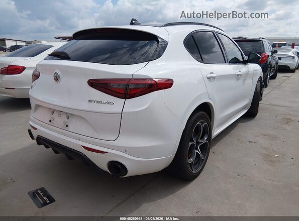 ZASPAKBN7P7D63517 2023 ALFA ROMEO STELVIO White Задня права чверть