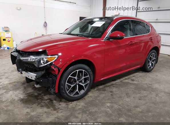 ZASPAKBN8M7C99533 2021 ALFA ROMEO STELVIO Red Vista tres cuartos delantera izquierda