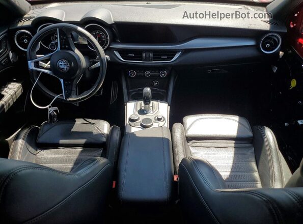 ZASPAKBN9K7C57711 2019 ALFA ROMEO STELVIO Red Widok deski rozdzielczej
