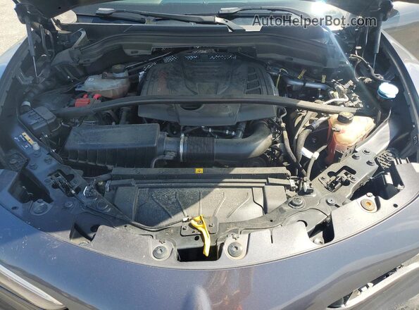 ZASPAKBN9N7D30239 2022 ALFA ROMEO STELVIO Gray Engine compartment view