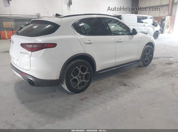 ZASPAKBNXP7D57632 2023 ALFA ROMEO STELVIO White 