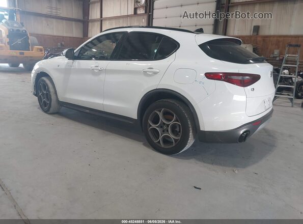 ZASPAKBNXP7D57632 2023 ALFA ROMEO STELVIO White 