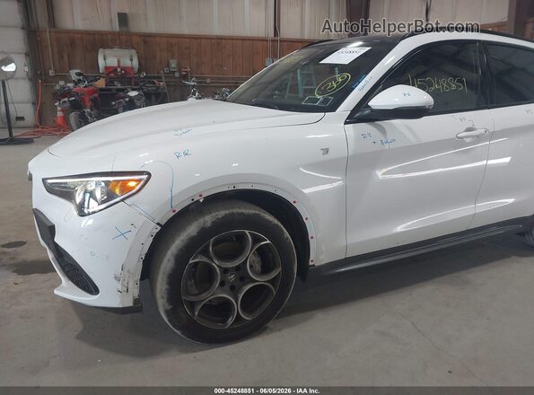 ZASPAKBNXP7D57632 2023 ALFA ROMEO STELVIO White 