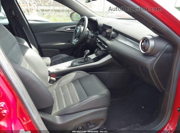ZASPATCW2R3059290 2024 ALFA ROMEO OTHER Red Սալոնի դիմացի տեսք