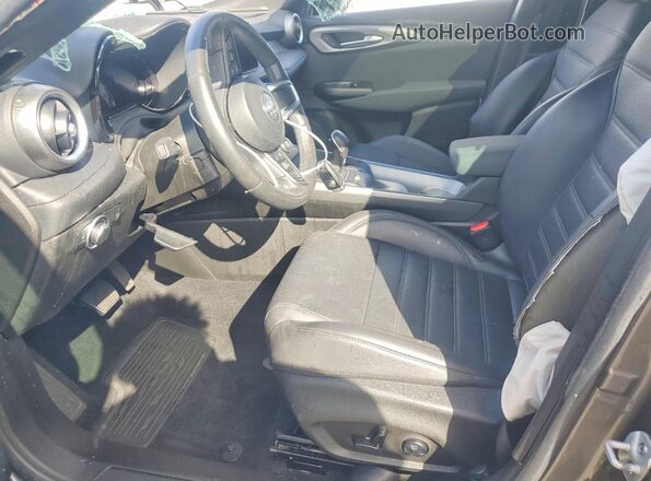 ZASPATCW5R3057730 2024 ALFA ROMEO OTHER Gray Vista interior delantera