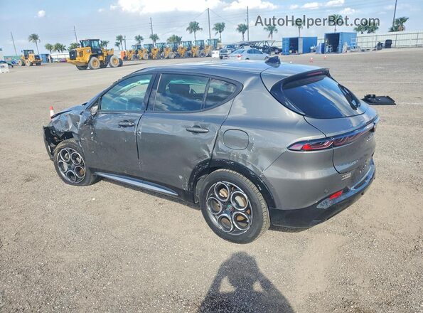 ZASPATCW5R3057730 2024 ALFA ROMEO OTHER Gray Trasero izquierdo