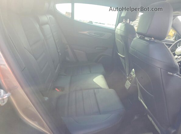 ZASPATCW5R3057730 2024 ALFA ROMEO OTHER Gray Vista de los asientos traseros