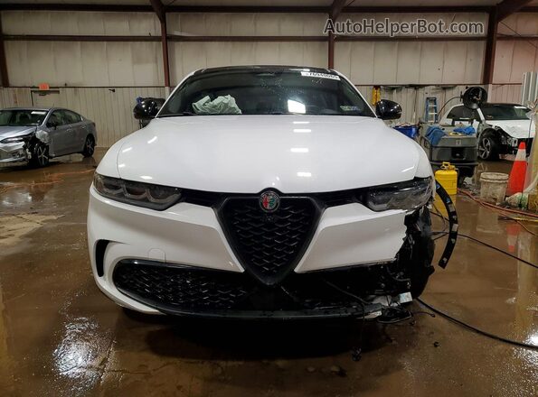 ZASPATDW5R3035872 2024 ALFA ROMEO OTHER White Դիմացի տեսք