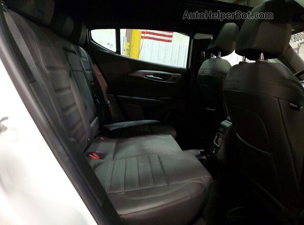 ZASPATDW5R3035872 2024 ALFA ROMEO OTHER White Հետևի նստատեղերի տեսք
