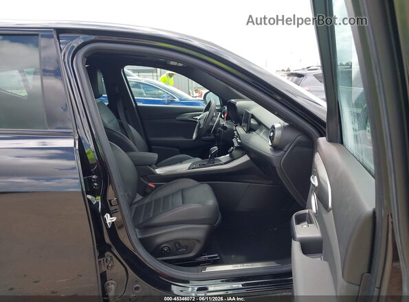 ZASPATDWXR3042333 2024 ALFA ROMEO OTHER Black Vista interior delantera
