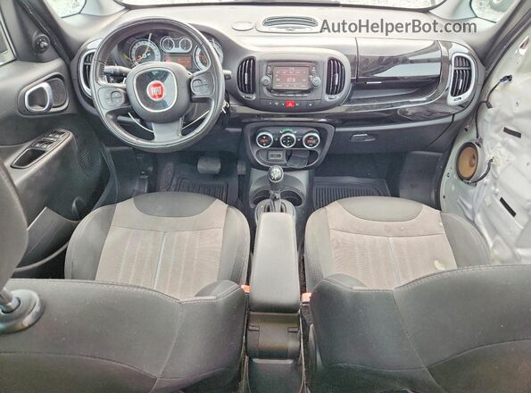 ZFBCFADH2GZ038386 2016 FIAT 500L White Dashboard view