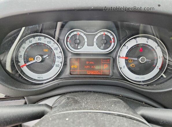 ZFBCFADH2GZ038386 2016 FIAT 500L White Instrument cluster view