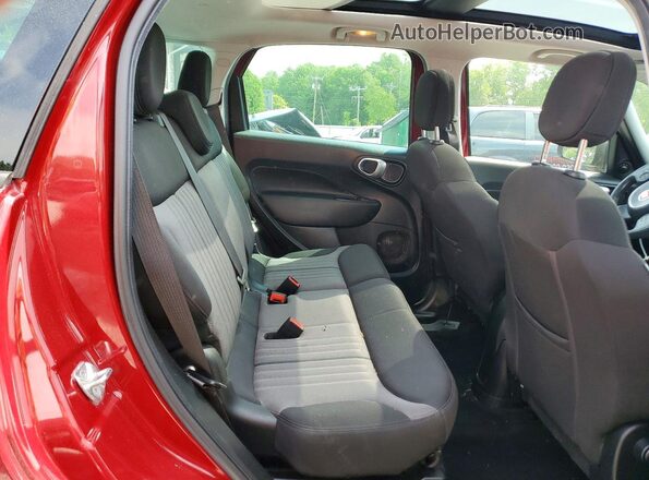 ZFBCFADH3GZ037862 2016 FIAT 500L Red Вид задніх сидінь