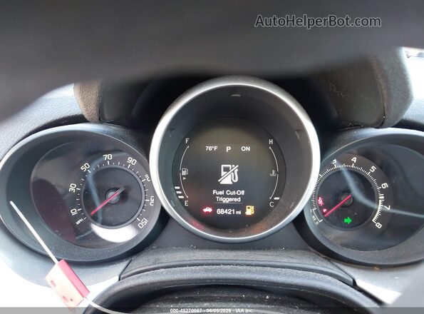ZFBCFXAB0HP573927 2017 FIAT 500X Silver Հետևի նստատեղերի տեսք