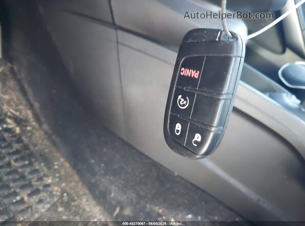 ZFBCFXAB0HP573927 2017 FIAT 500X Silver Առջևի վահանակի տեսք
