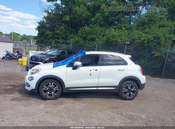 ZFBCFXAB0JP663620 2018 FIAT 500X White Սալոնի հետևի տեսք