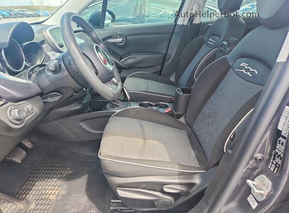 ZFBCFXAB2JP719993 2018 FIAT 500X Gray Front interior view