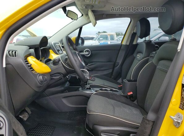 ZFBCFXAB4HP602474 2017 FIAT 500X Yellow Սալոնի դիմացի տեսք