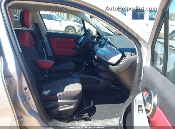 ZFBCFXBT9GP354583 2016 FIAT 500X Silver Սալոնի դիմացի տեսք