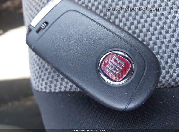 ZFBCFXBT9GP354583 2016 FIAT 500X Silver Առջևի վահանակի տեսք