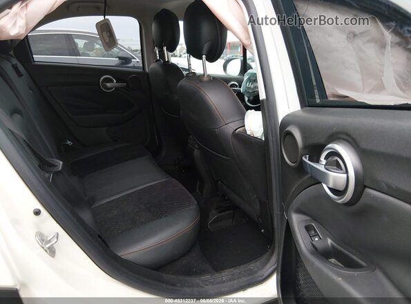 ZFBCFXCB5JP655722 2018 FIAT 500X White Widok naklejki z numerem VIN