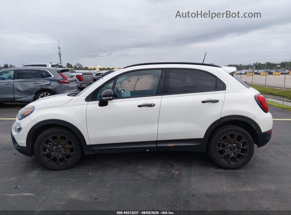 ZFBCFXCB5JP655722 2018 FIAT 500X White Widok wnętrza 360 stopni