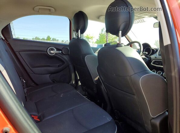ZFBCFYCT3GP515918 2016 FIAT 500X Orange Vista interior trasera