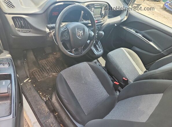 ZFBERFAB5J6J50573 2018 RAM PROMASTER White Dashboard view