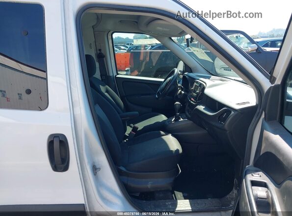 ZFBERFBB1H6D58512 2017 RAM PROMASTER CITY Белый Вид салона спереди