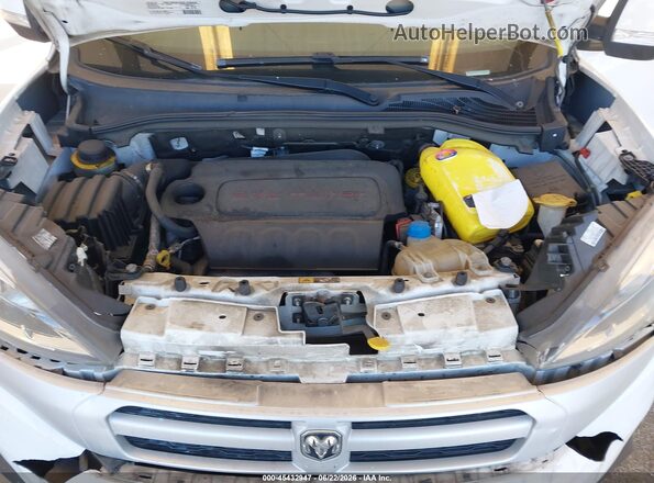 ZFBERFBB7J6J46989 2018 RAM PROMASTER CITY White უკანა ხედი