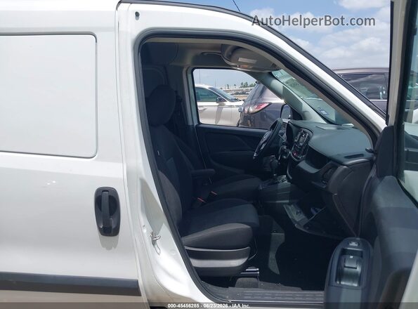 ZFBHRFAB2N6Y28411 2022 RAM PROMASTER CITY White Front interior view