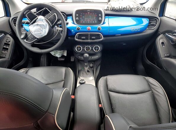 ZFBNF3B10MP943016 2021 FIAT 500X Blue Vista del salpicadero