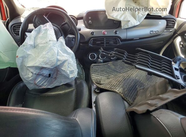 ZFBNF3C1XMP945371 2021 FIAT 500X Red Вид панелі приладів