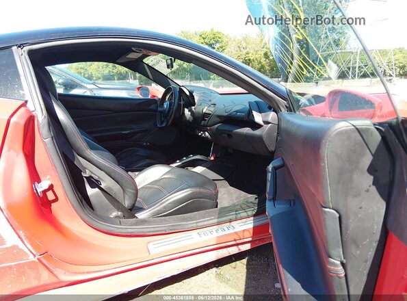 ZFF79ALA3K0238413 2019 FERRARI 488 Красный Вид салона спереди
