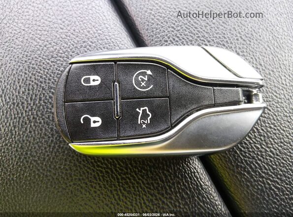 ZN661XUA6KX308317 2019 MASERATI LEVANTE Black Vista del salpicadero