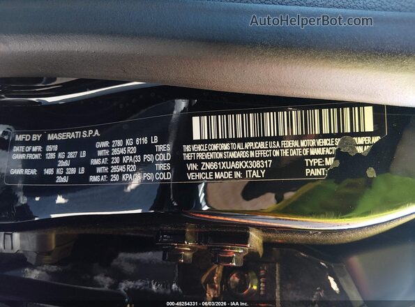 ZN661XUA6KX308317 2019 MASERATI LEVANTE Black Vista del compartimento del motor