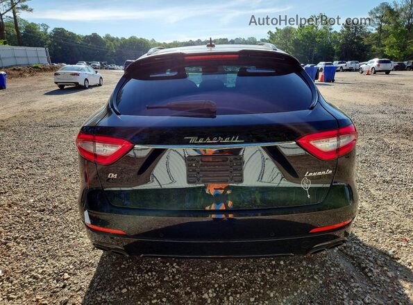ZN661XUS0JX298505 2018 MASERATI LEVANTE Black Вид ззаду