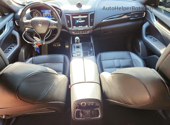 ZN661XUS0JX298505 2018 MASERATI LEVANTE Black Вид панелі приладів