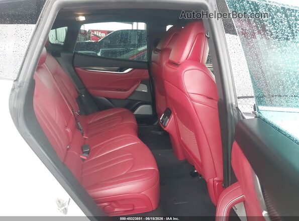 ZN661XUS4KX337369 2019 MASERATI LEVANTE White Widok naklejki z numerem VIN
