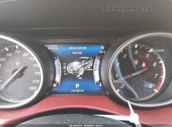 ZN661XUS8HX243200 2017 MASERATI LEVANTE Maroon Հետևի նստատեղերի տեսք