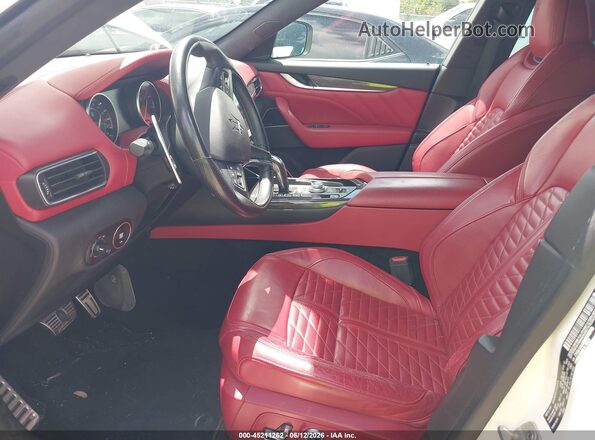 ZN661XUS9MX372749 2021 MASERATI LEVANTE White Front interior view