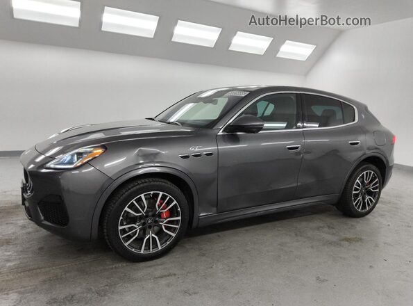 ZN682AVA3P7418279 2023 MASERATI GRECALE Gray 