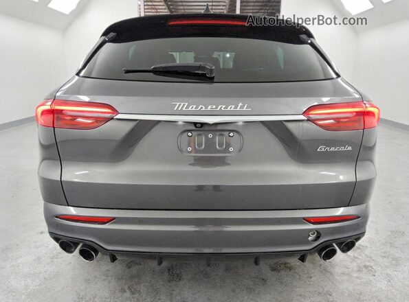 ZN682AVA3P7418279 2023 MASERATI GRECALE Gray Rear view